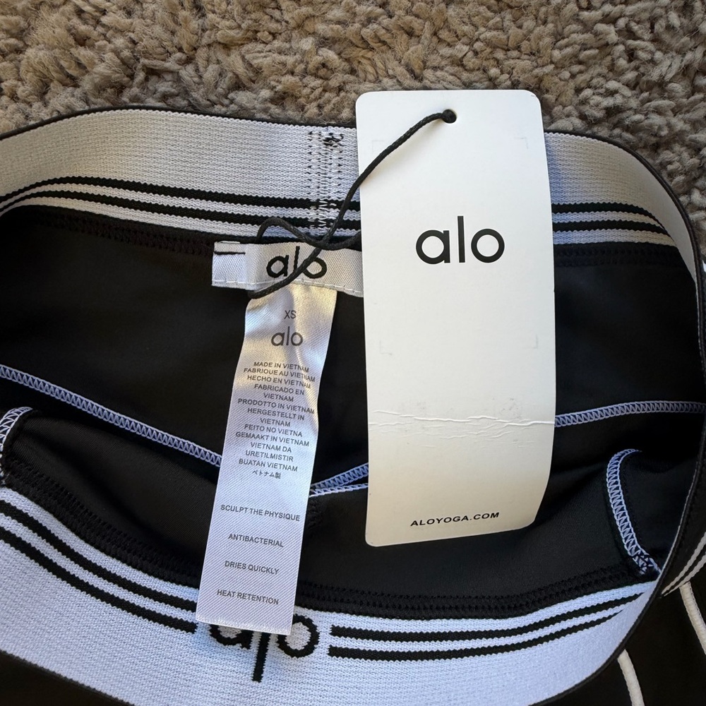 ALO Yoga Black Jumpsuit with White Piping - Picture 4 of 4